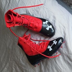 Under Armour Highlight 9 Cleats Rugby Soccer Football EUC